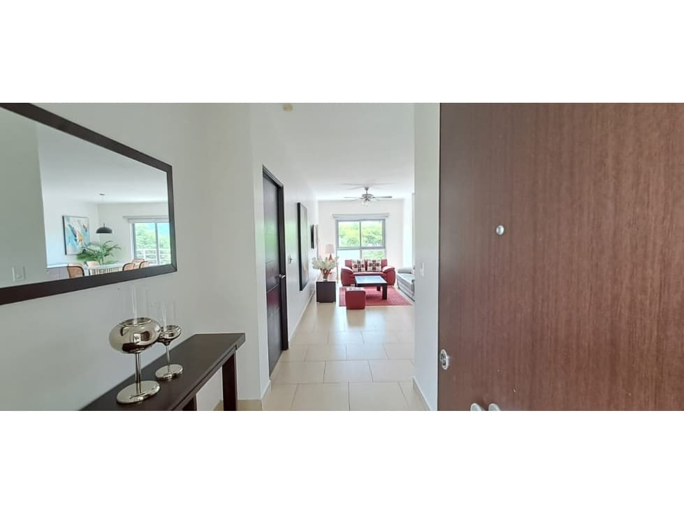 Apartamento Amoblado, 2 Recamaras + CBE, PH Soleo. — foto 2