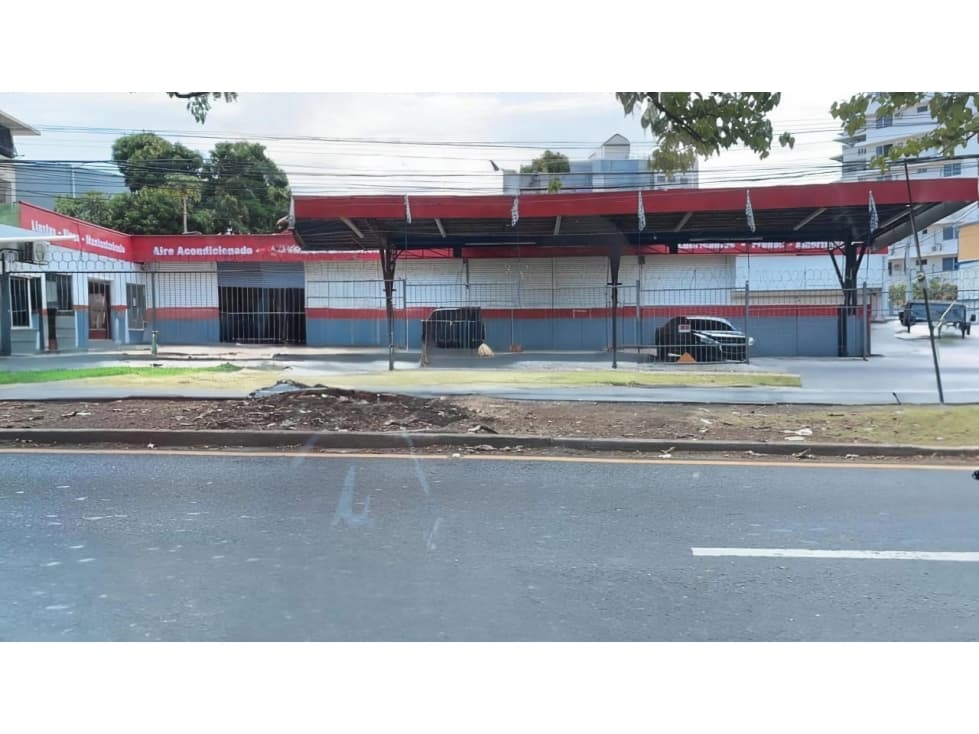 Se | Alquila local | Vía Brasil — foto 1