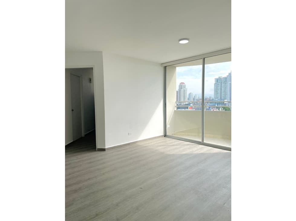 ALQUILER DE APARTAMENTO AMOBLADO EN PH EXCELSIOR CALLE 50 — foto 2