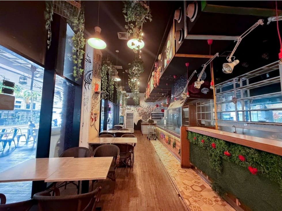 SE ALQUILA LOCAL | OBARRIO | RESTAURANTE — foto 1