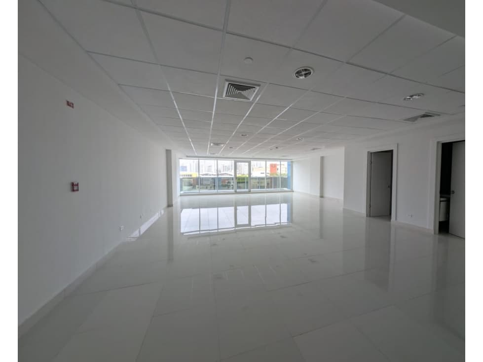 LOCAL COMERCIAL PLAZA STREET MALL — foto 1