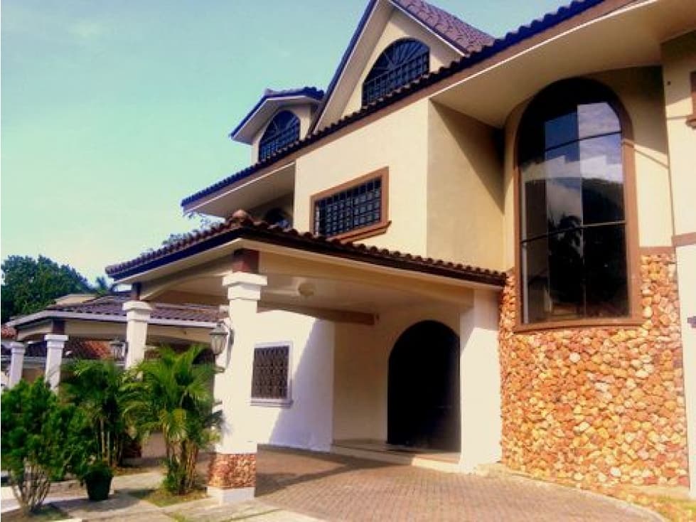 CASA EN ALBROOK — foto 1