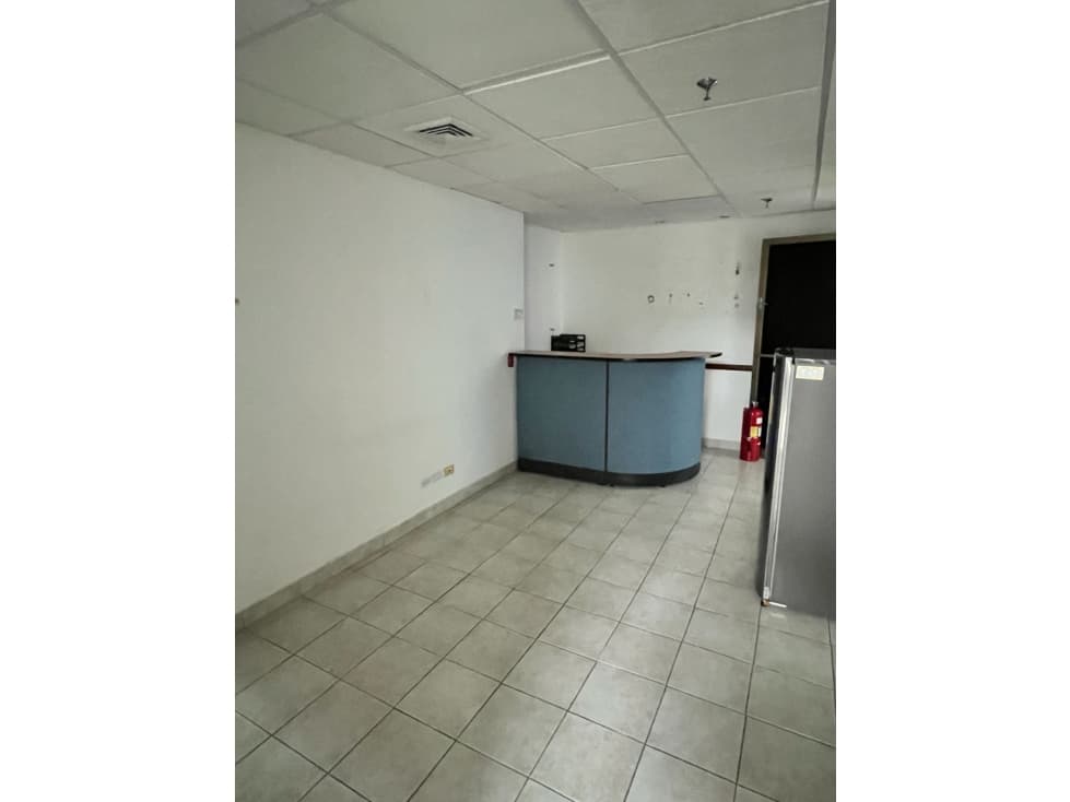 SE ALQUILA OFICINA | MARBELLA | WORLD TRADE CENTER — foto 3