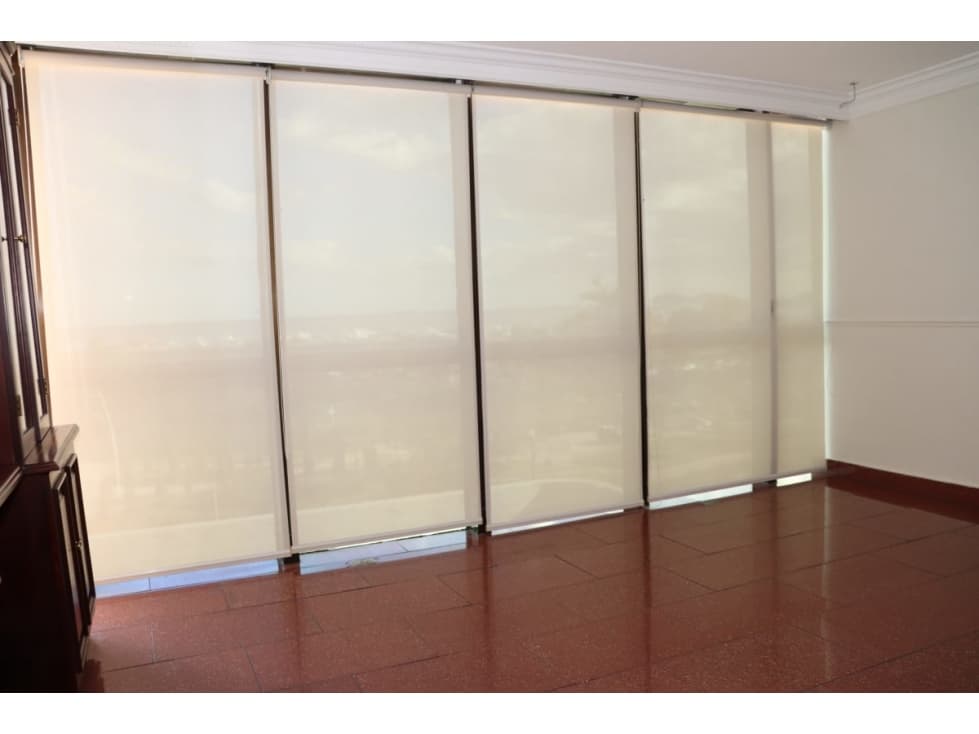 Alquilo Oficina Torre Bac avenida Balboa 200m — foto 5