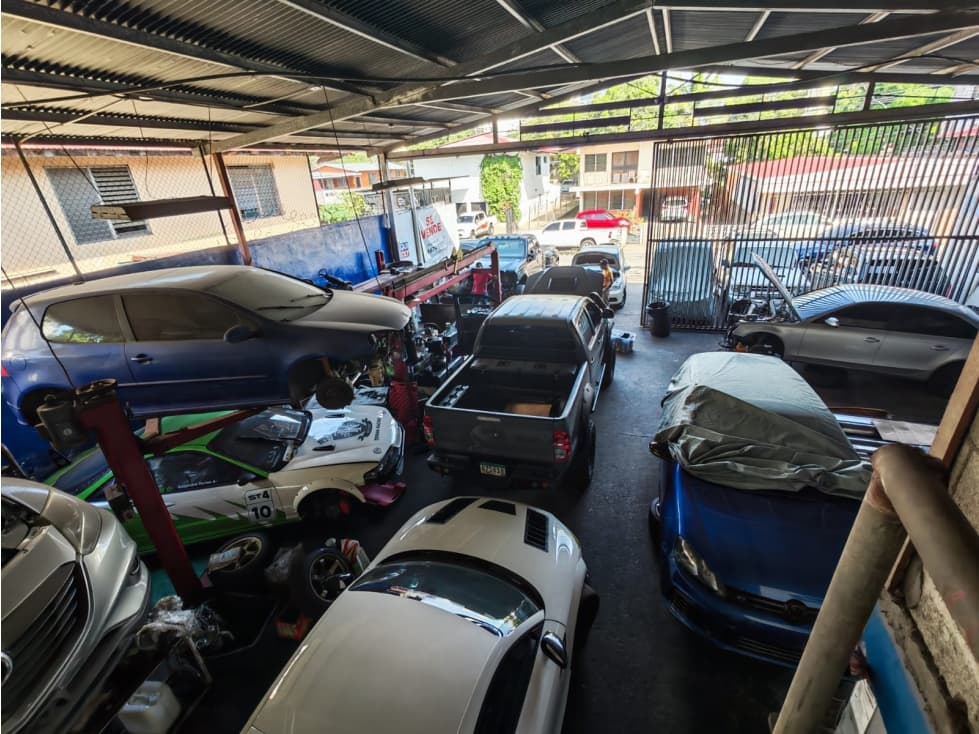 SE VENDE GALERA | CHANIS 550M2 — foto 3