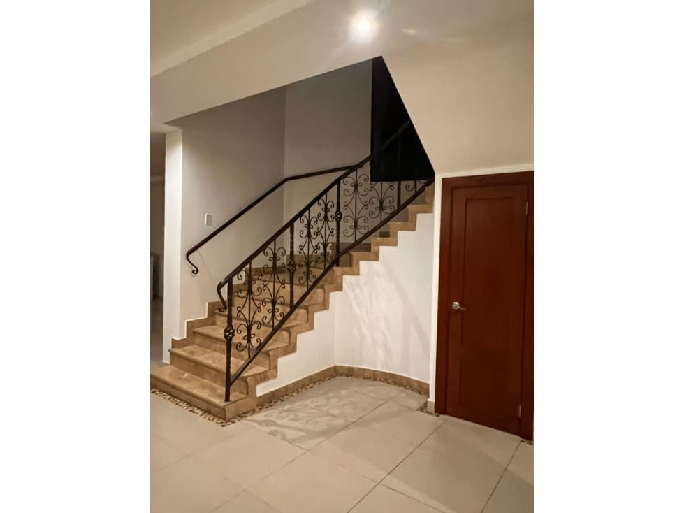 CASA EN ALBROOK — foto 4