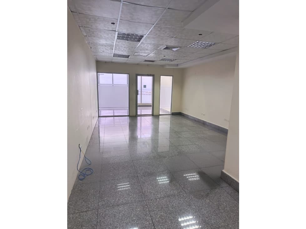 SE ALQUILA OFICINA | TORRE BICSA | VISTA AL MAR — foto 6
