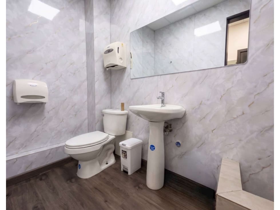 LOCAL EN ALQUILER | VIA BRASIL | LISTO PARA OCUPAR — foto 4