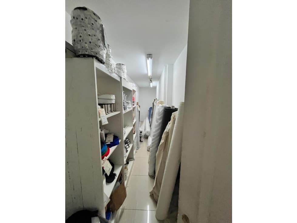 Local comercial Los Pueblos — foto 5