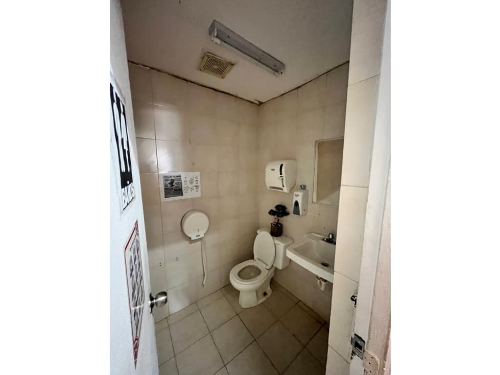 Local comercial Los Pueblos — foto 6
