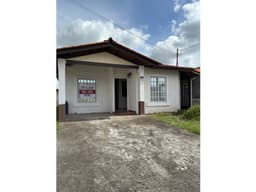 CASA EN ALQUILER Y VENTA HACIENDA SANTA FE