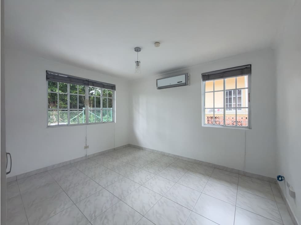 Bella Casa en Albrook Gardens con casa de invitados — foto 5