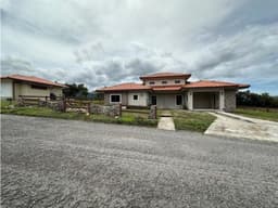 SE VENDE VILLA EN BOQUETE