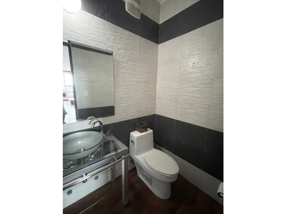 SE VENDE JR PENTHOUSE EN EL CANGREJO — foto 4