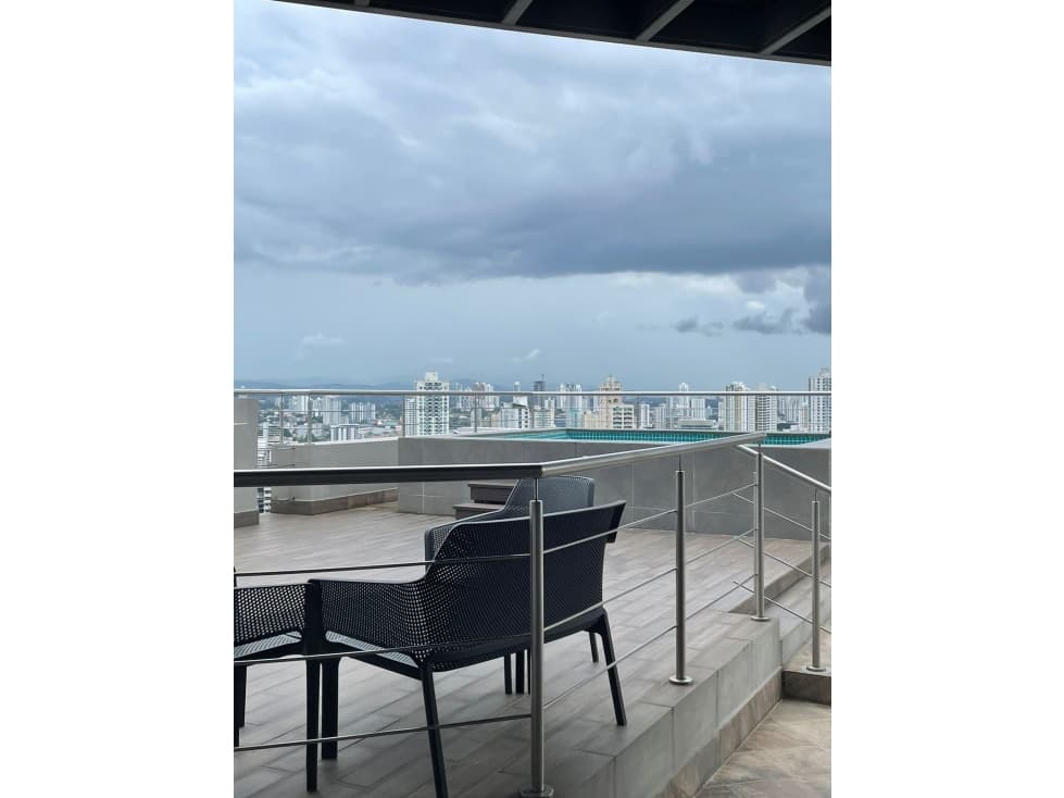 SE VENDE JR PENTHOUSE EN EL CANGREJO — foto 5