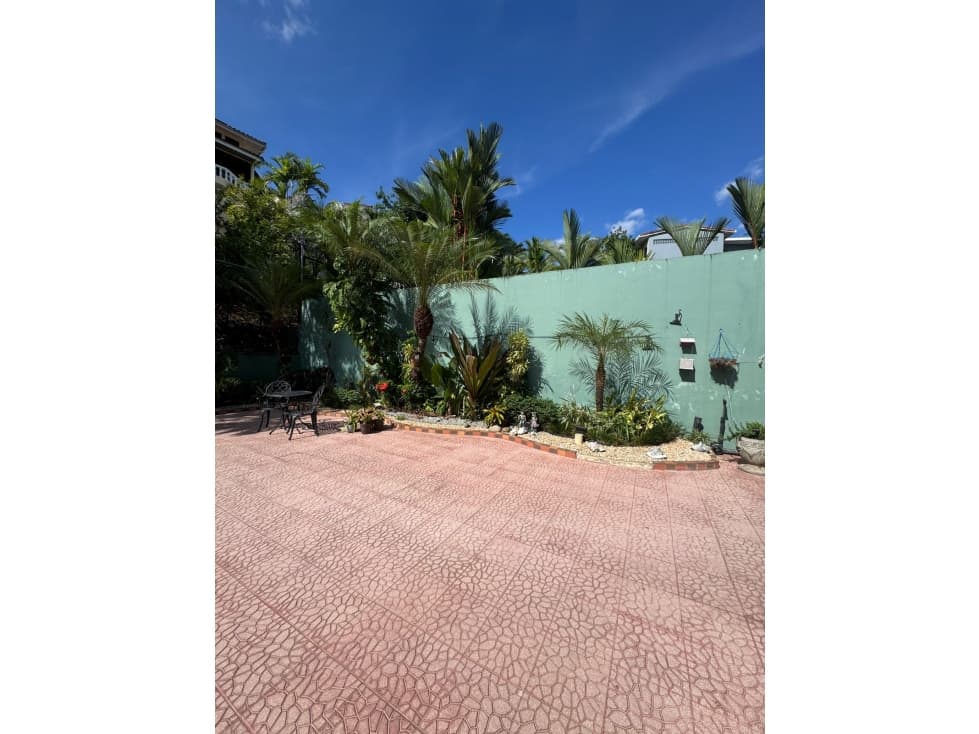 SE VENDE - CASA DE SEGUNDA - EN ALTOS DE PANAMA — foto 5
