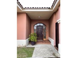 SE VENDE HERMOSA CASA EN SUNSET COAST EN COSTA SUR