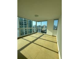 VENDO PH FORESTA TOWER EN HATO PINTADO