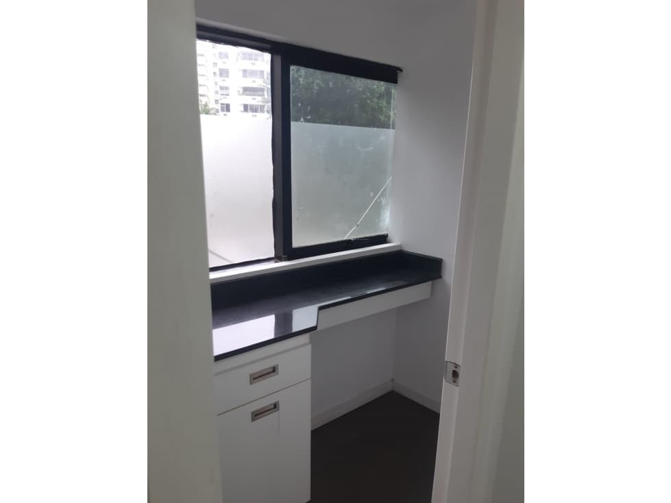 ALQUILO LOCAL PLANTA BAJA EN MARBELLA — foto 2