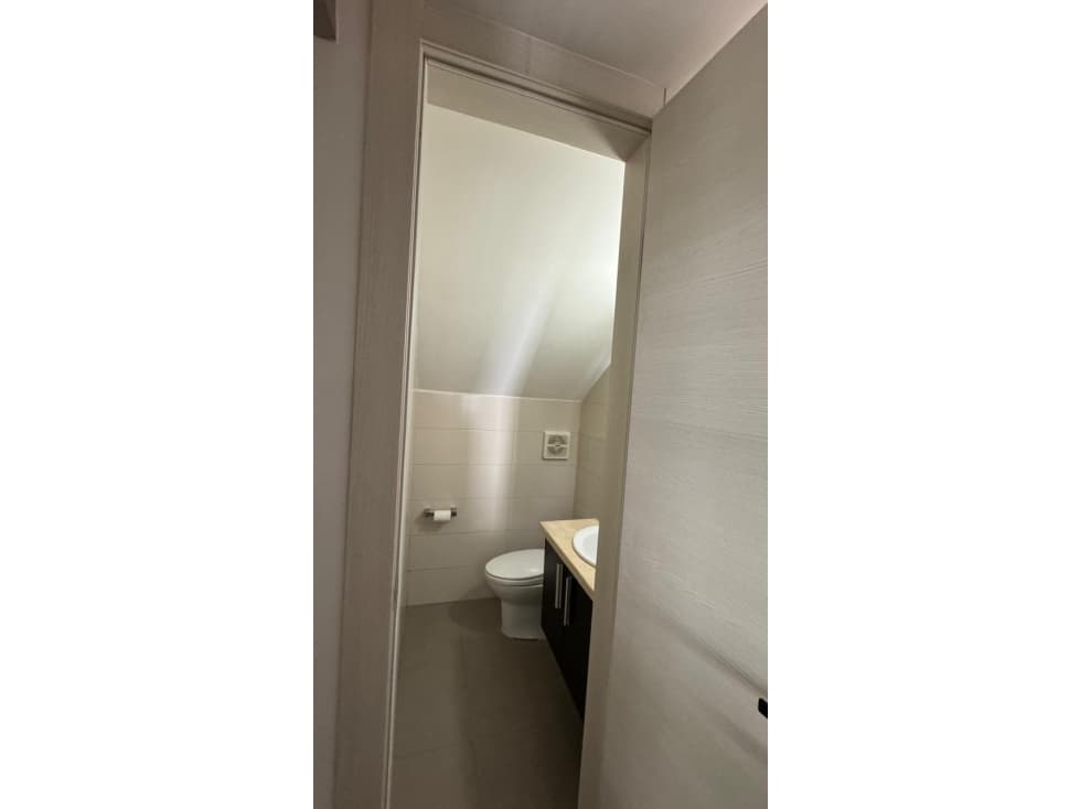 VENDO CASA REMODELADA EN OBARRIO — foto 3