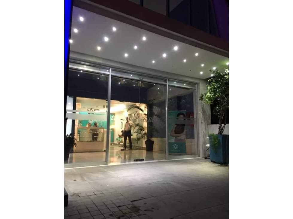 SE ALQUILA OFICINAS EN EL PH LE BLUE EN EL CARMEN — foto 4