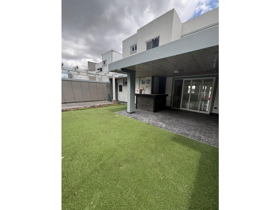ALQUILO CASA PH AUGUSTA PASEO DEL NORTE BRISAS DEL GOLF — foto 3