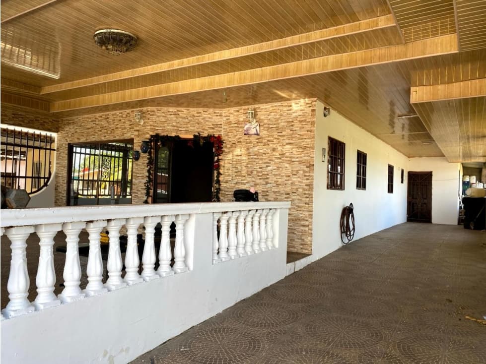 VENDO CASA DE ESQUINA EN NUEVO TOCUMEN — foto 6