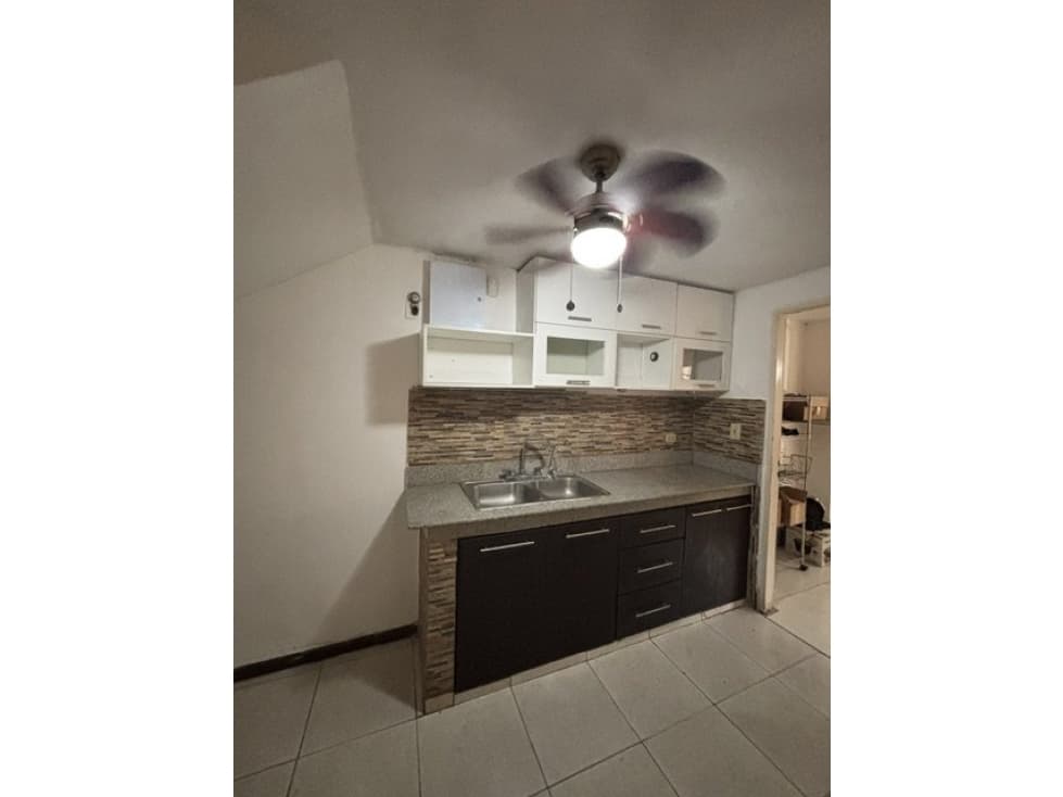 SE VENDE CASA CONDADO DEL REY — foto 4