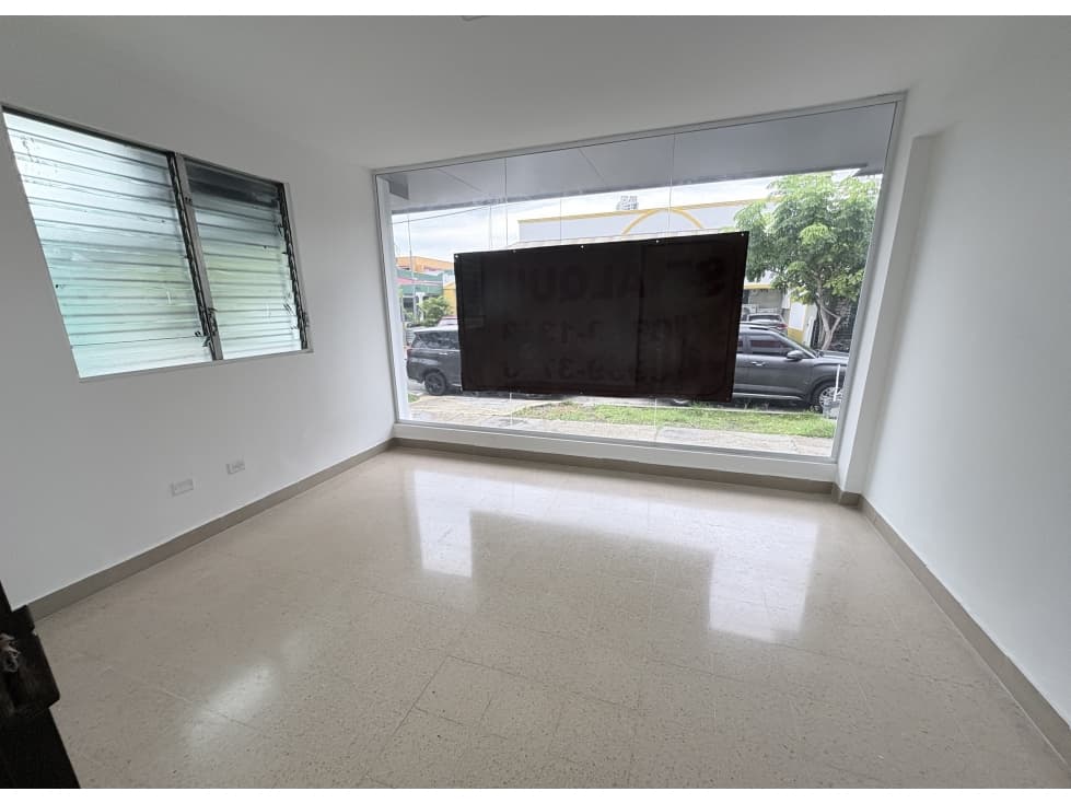 Alquiler Oficina/Local Comercial - EL Carmen / 91m2 / 2,000$ (RB) — foto 3