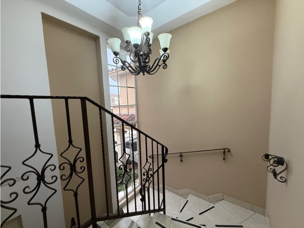 VENTA DE CASA EN CONDADO DEL REY - DORADO SPRINGS — foto 6