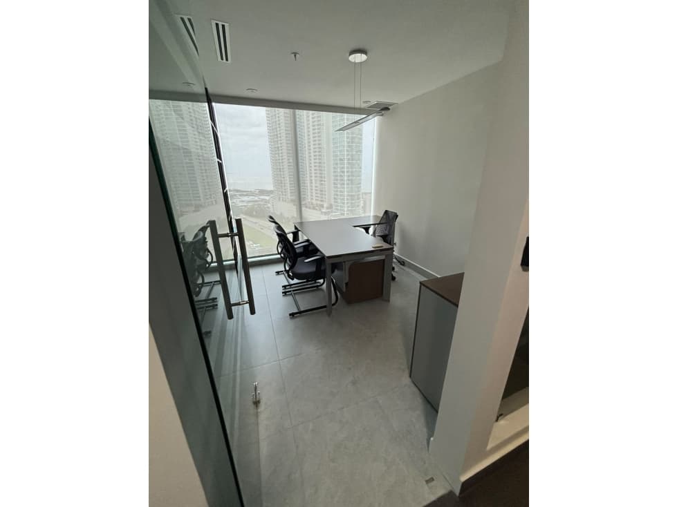 VENTA DE OFICINA EN PUNTA PACIFICA - OCEANIA BUSSINESS PLAZA — foto 3