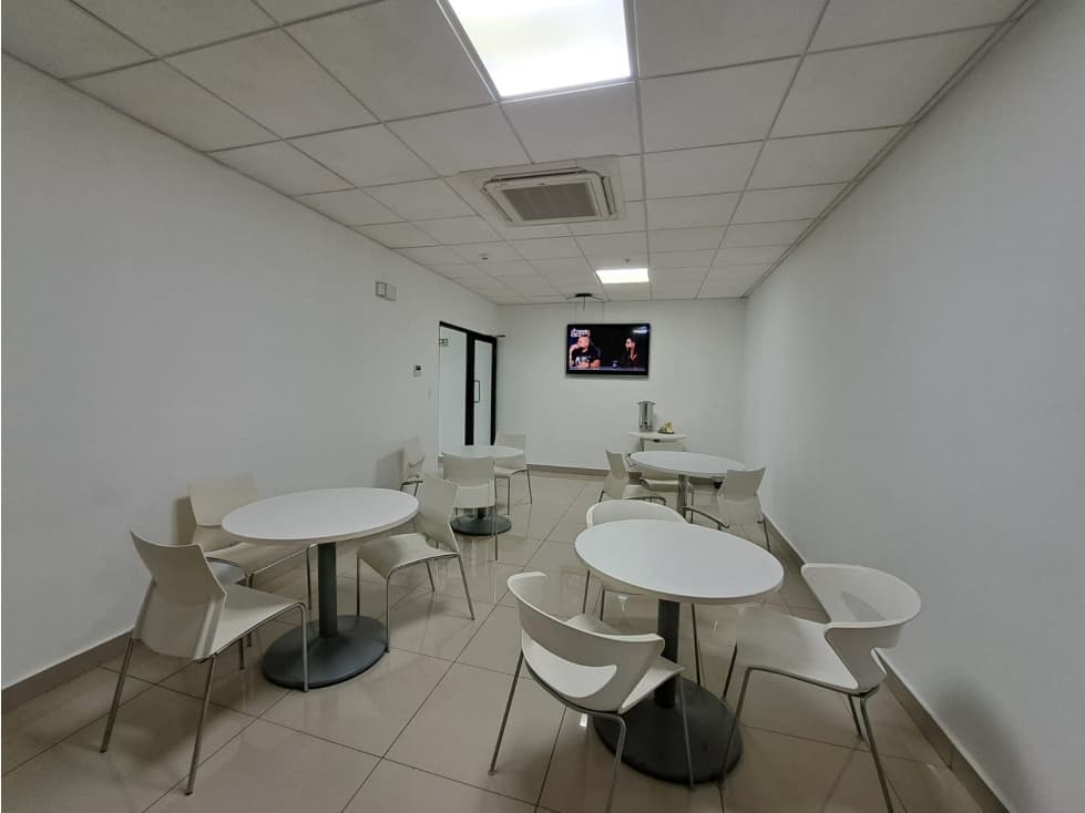 ALQUILER LOCAL COMERCIAL 88M2 CONDADO DEL REY MBR — foto 6