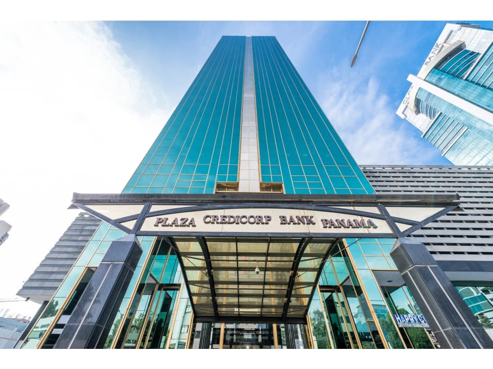 ALQUILER OFICINA AMOBLADA CREDICORP BANK — foto 1