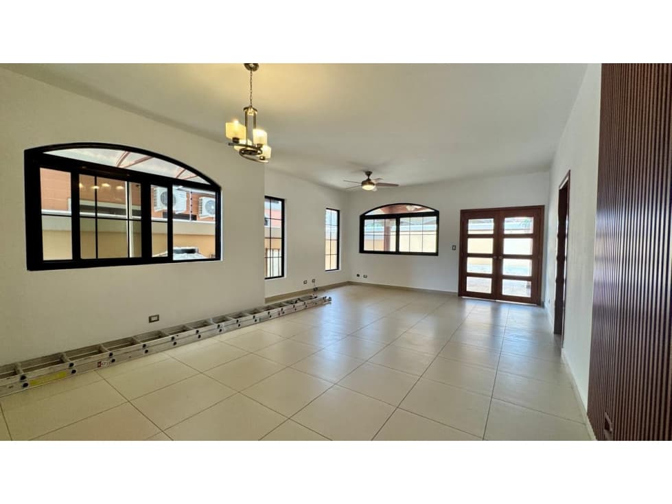 VENTA CASA COSTA SUR 4 RECAMARAS PH EL DORAL CV — foto 4