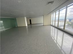 ALQUILER DE OFICINA AVENIDA BALBOA 165M2 TORRE BICSA MC
