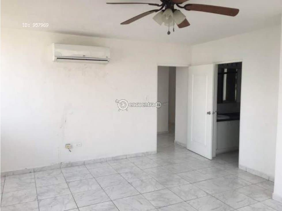 Alquilo departamento en zona centrica — foto 4