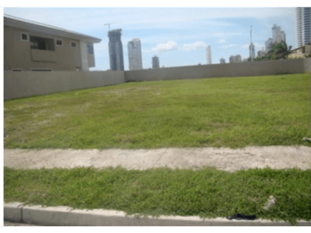 TERRENO RESIDENCIAL EN COSTA DEL ESTE, CERCA A Downtown Plaza