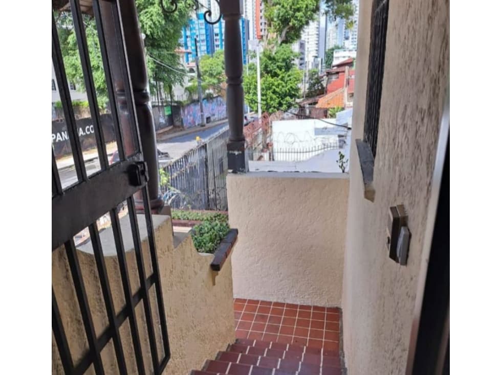 CASA EN VENTA EN AV CUBA BELLA VISTA 6 REC — foto 2
