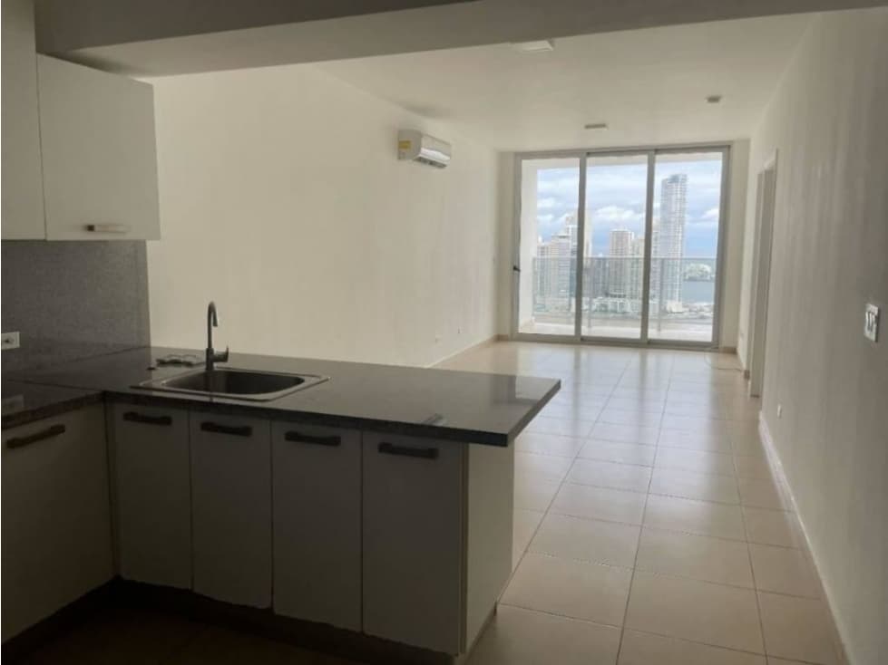 APARTAMENTO EN AV BALBOA PH WHITE TOWER LINEA BLANCA — foto 1