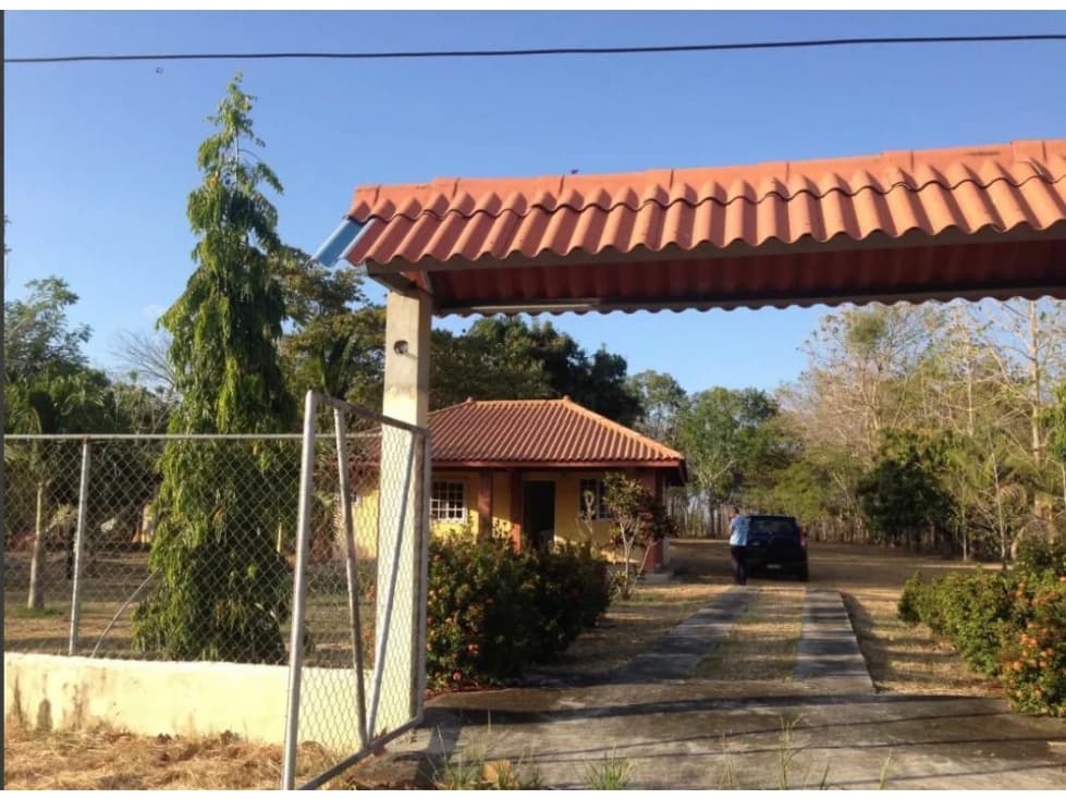 VENTA CASA DE PLAYA NUEVA GORGONA LA CASA AMARILLA CV — foto 3