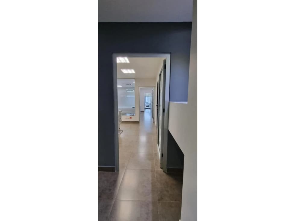ALQUILER OFICINA COMERCIAL OBARRIO 110M2 MLD — foto 5