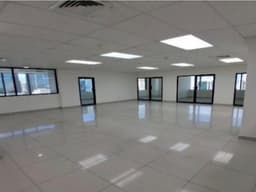 ALQUILER OFICINA CALLE 50 741.05M2 EDIFICIO CREDICORP BANK MLD