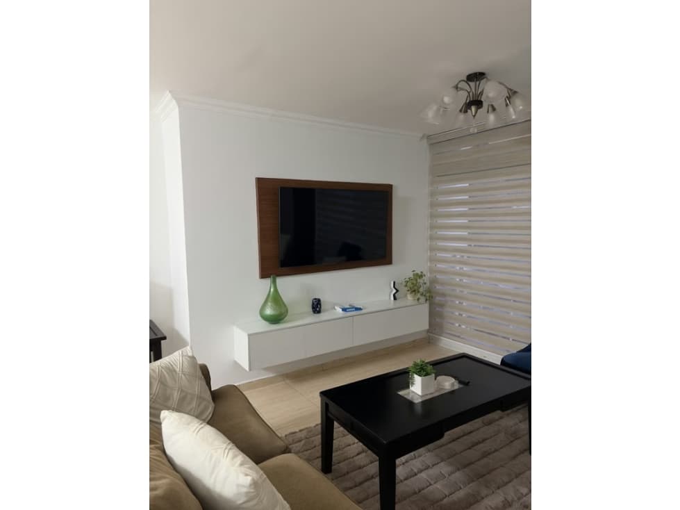 ALQUILER APARTAMENTO AMOBLADO VÍA ARGENTINA — foto 1