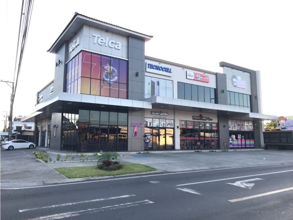 SE ALQUILA LOCAL COMERCIAL EN DAVID, UBICACION ESTRATEGICA — foto 1