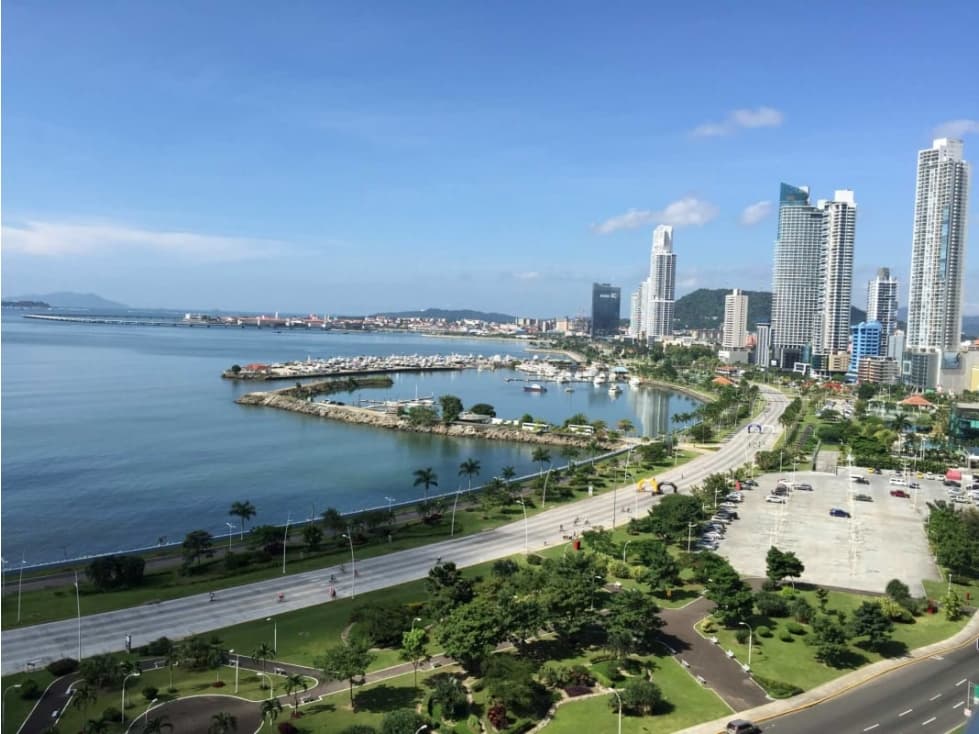 ALQUILER DE APARTAMENTO AMUEBLADO PH WATERS AVENIDA BALBOA JP — foto 2