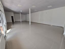 ALQUILER DE AMPLIO LOCAL DE 108.75 M2 EN ALBROOK AQ