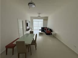 ALQUILER APARTAMENTO EN AV BALBOA PH VISTA DEL MAR 125MTS 1R YL