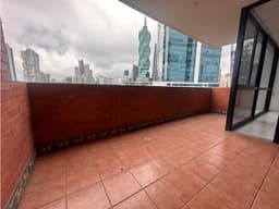 VENTA APARTAMENTO PH VISTA OBARRIO 208MTRS2 EV