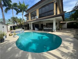 VENTA O ALQUILER CASA COSTA DEL ESTE 627M2 PISCINA PRIVADA MLD