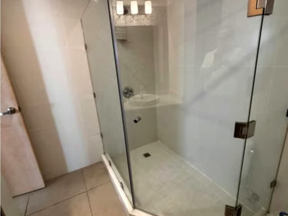 ALQUILO APARTAMENTO AMOBLADO EN HOWAR AB — foto 4